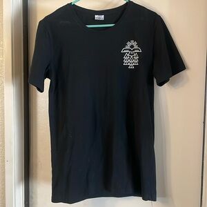 WHAT IS ART NEWCASTLE AUSTRALIA SHORT SLEEVED BLACK LARGE T SHIRT